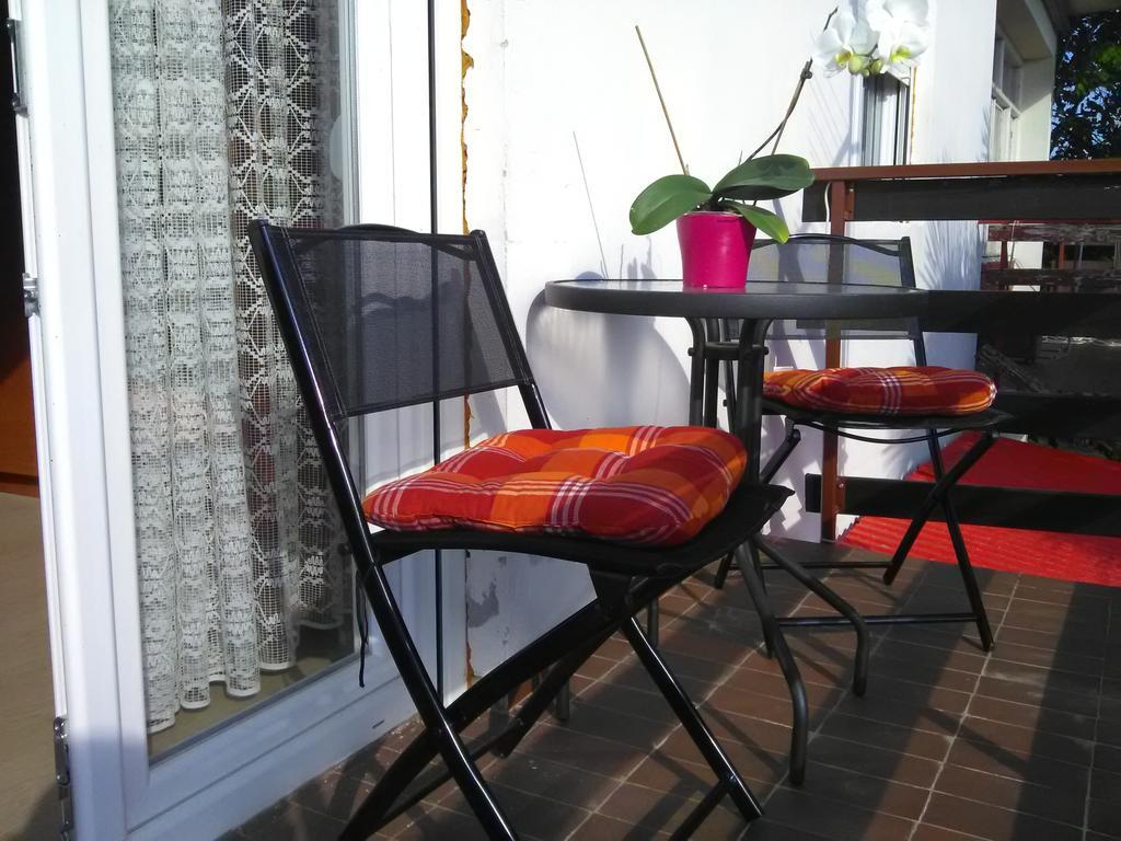 Apartment Ruzica Sukošan Esterno foto