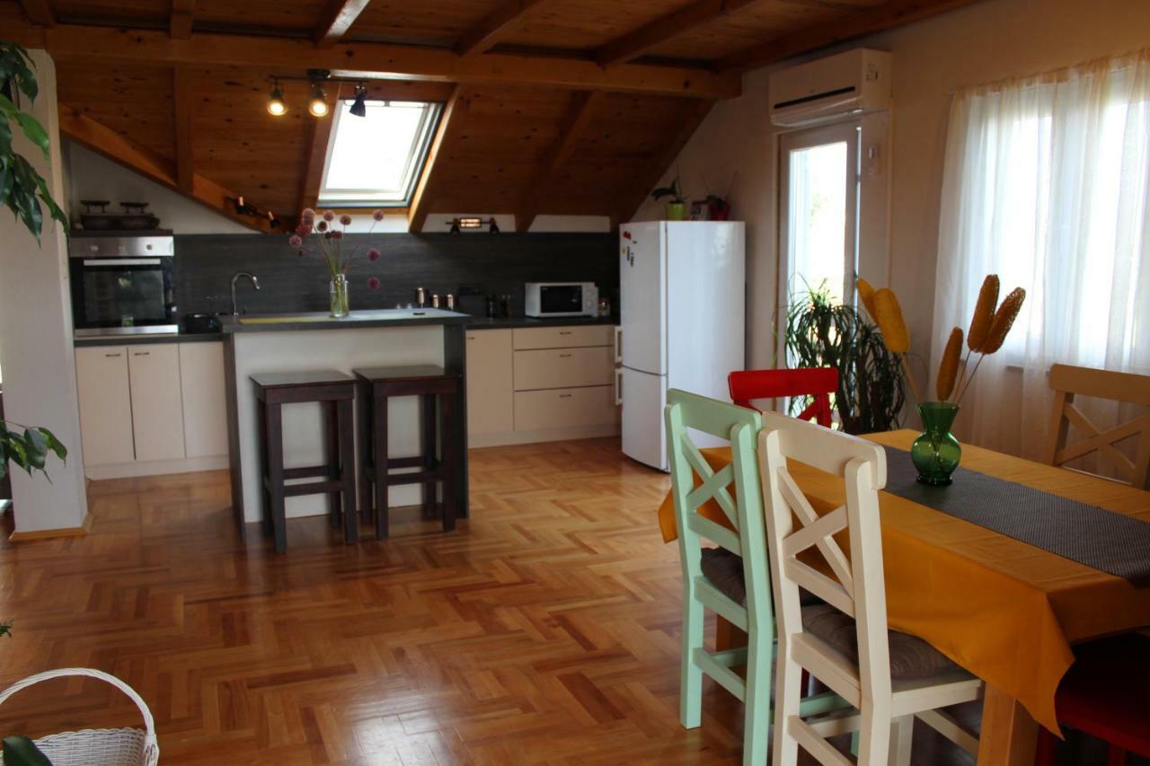 Apartment Ruzica Sukošan Esterno foto